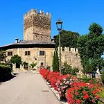 La Tour De 4* Jovencan