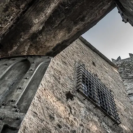 Bed & Breakfast La Tour De Jovencan