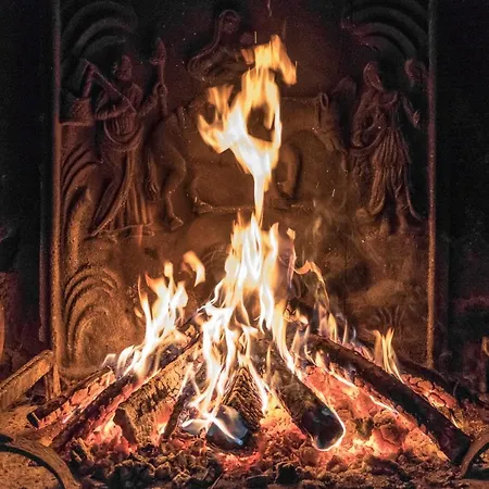 Bed & Breakfast La Tour De 4*