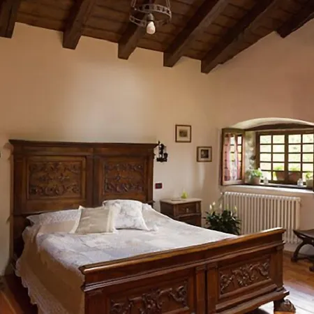 La Tour De 4* Jovencan