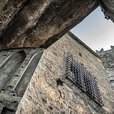 La Tour De
