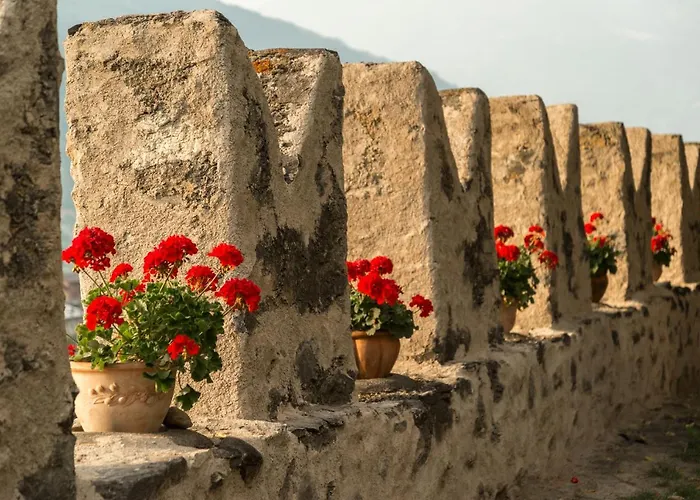 Bed & Breakfast La Tour De Jovencan