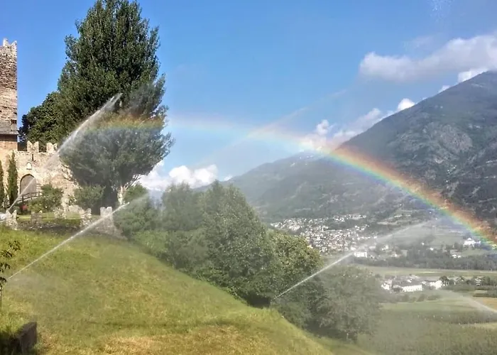 La Tour De Bed & Breakfast 4*