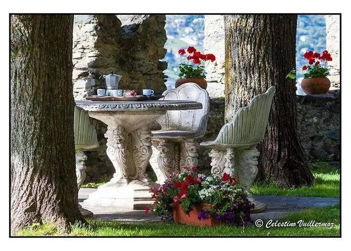 Bed & Breakfast La Tour De 4*