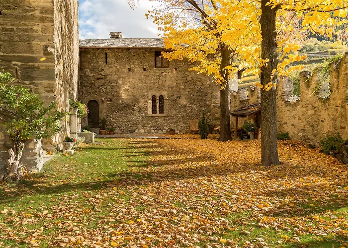 La Tour De Bed & Breakfast 4*